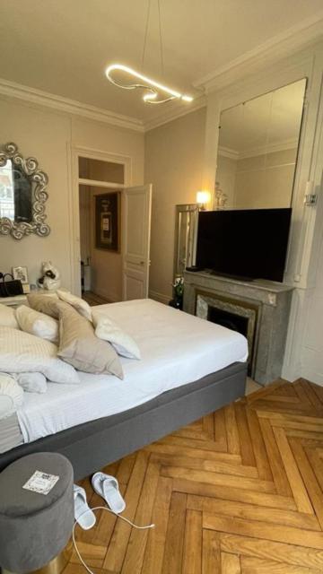 Belges Apartment Lyon Exterior photo