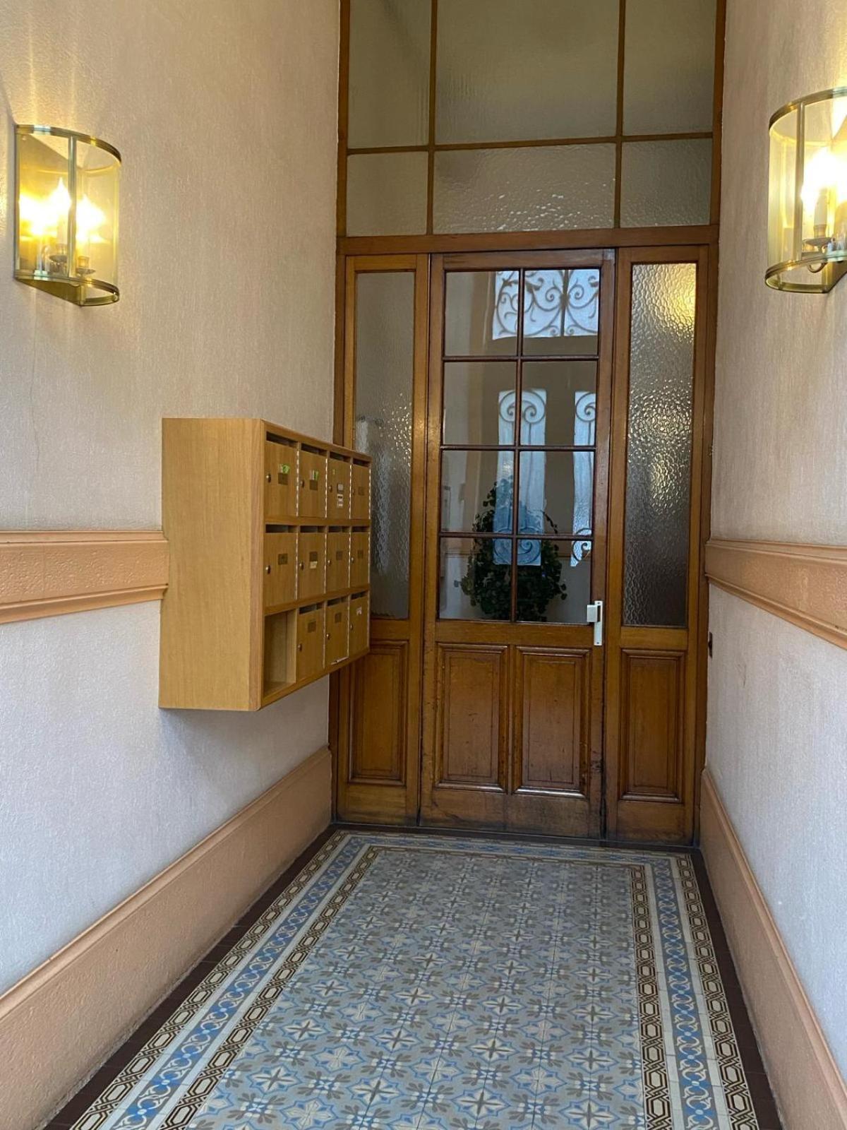 Belges Apartment Lyon Exterior photo